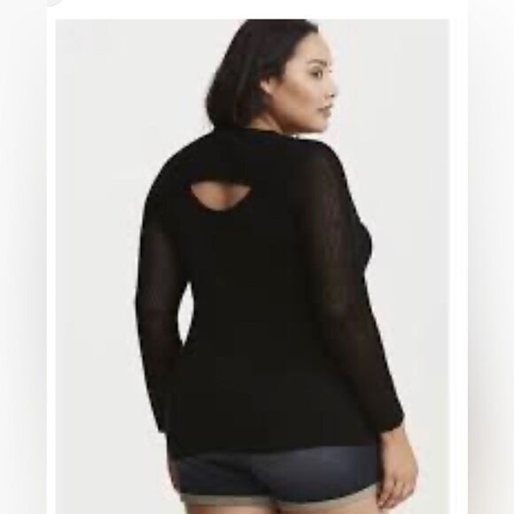 Torrid sz 4 fishnet active cutout slit front/back black sweater mesh/open stitch - Picture 4 of 6